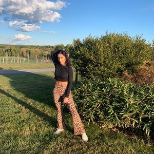 Meet your Posher, Charissa